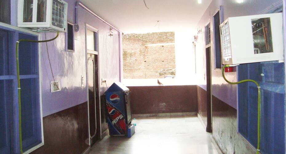 Hotel Shanti Lodge, Jammu 5